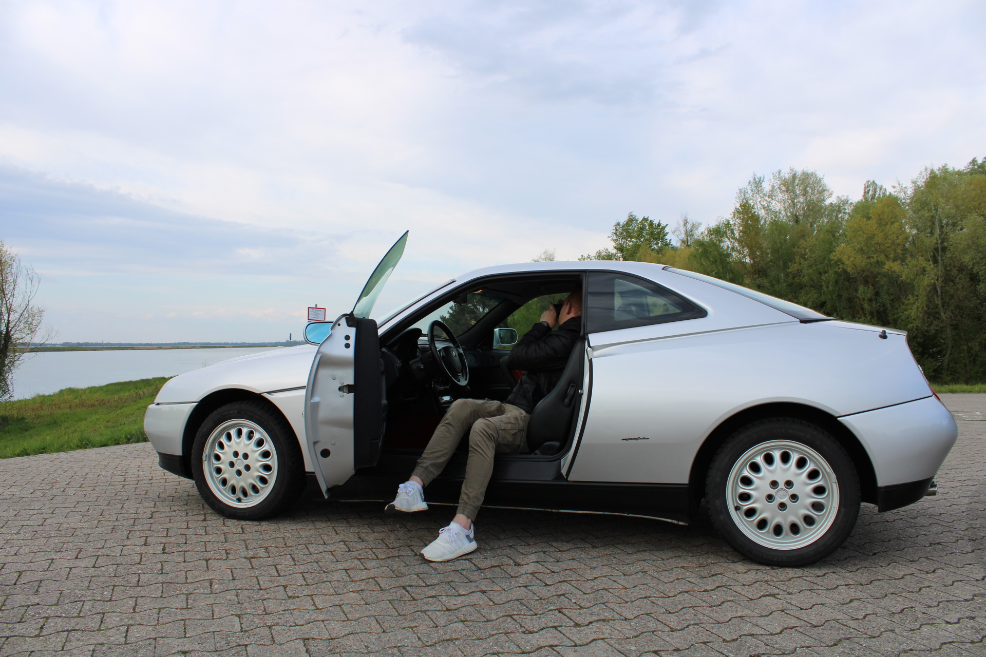 Alfa 916 GTV Jugend forscht.