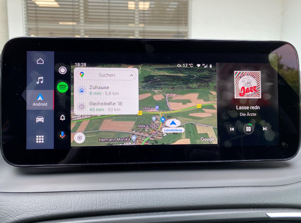 10,25" Infotaimentsystem