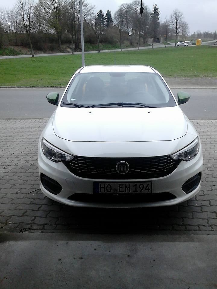 Auf speziellen Wunsch, auch wenn das ohne Sonne und Metallic-Effect noch nicht wirkt ;)