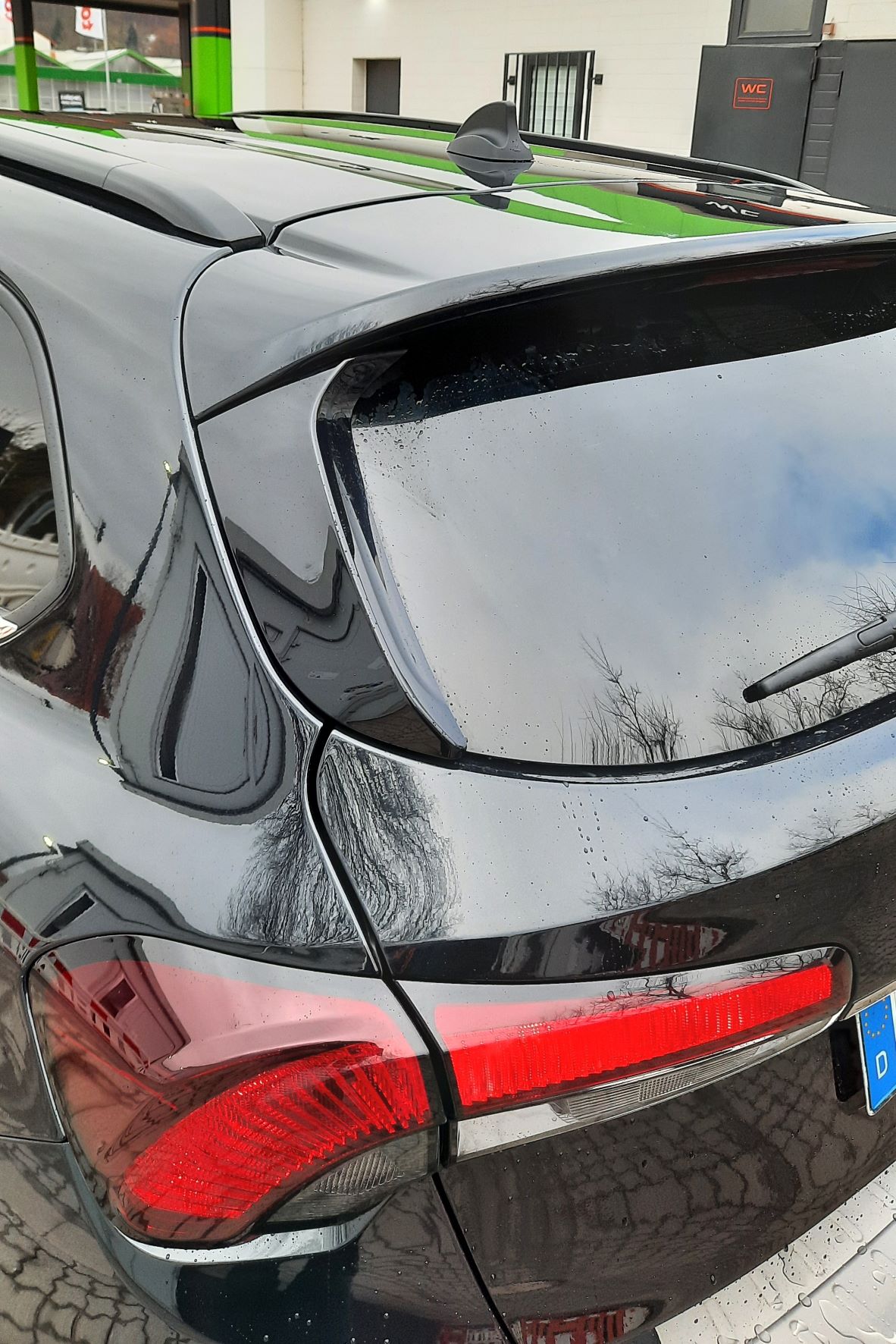 frisch gewaschen mit neuer Shark-Antenne