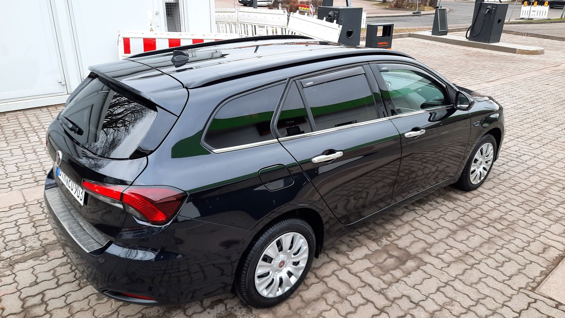 frisch gewaschen mit neuer Shark-Antenne