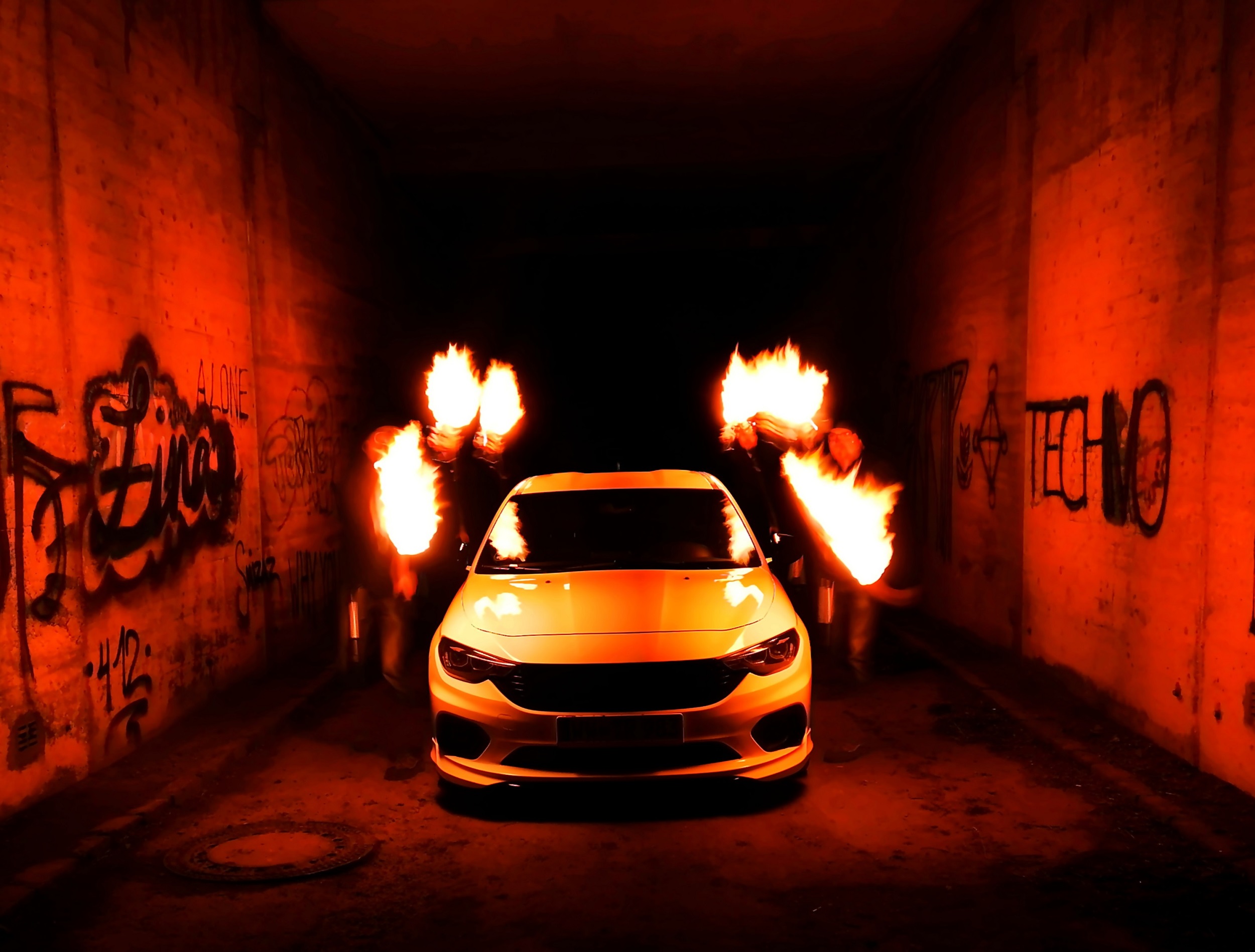 Gestern Abend mal schnell ein paar Probe-Testaufnahmen gemacht für kommende Nachtshootings.