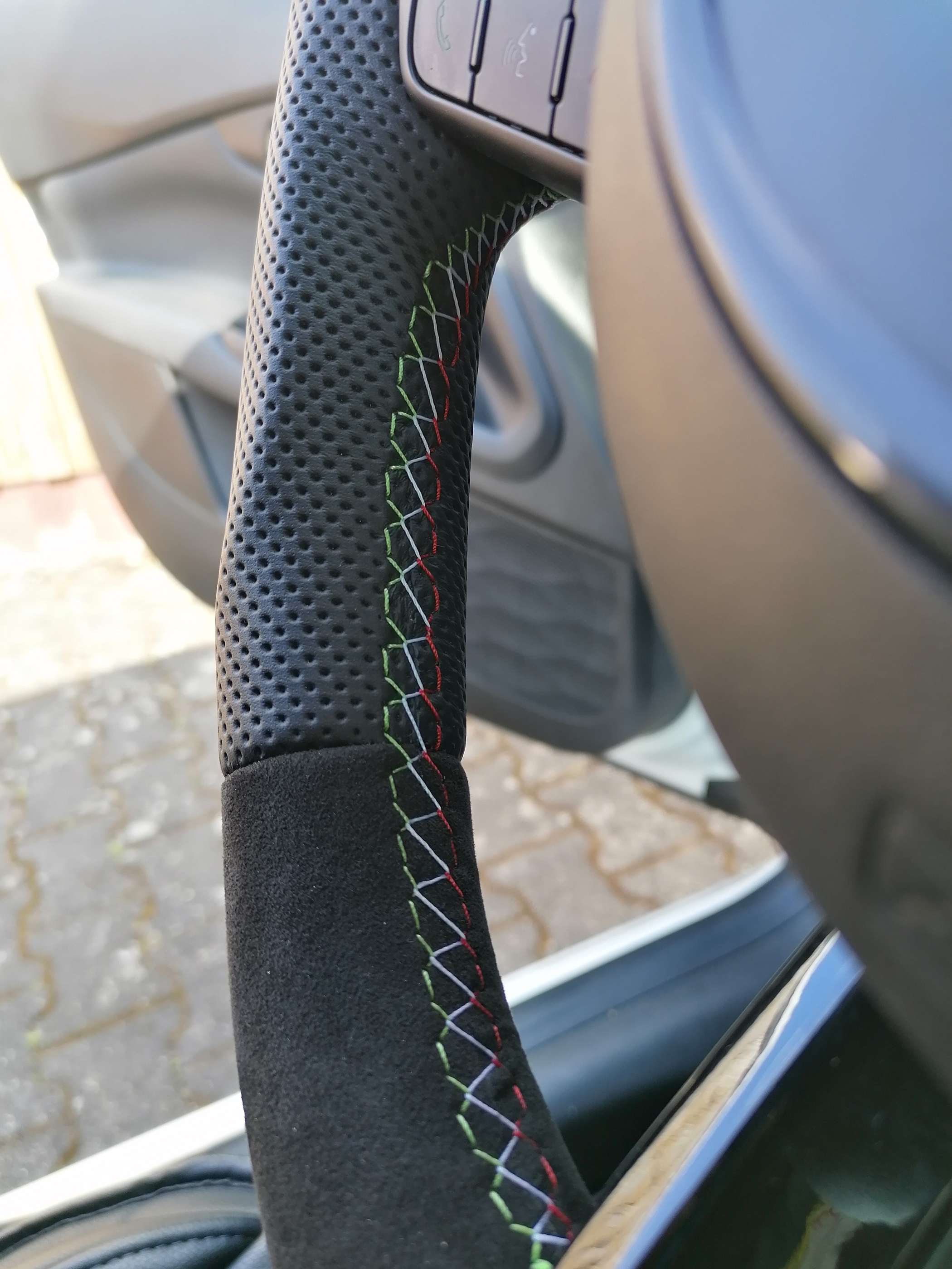 Heute gabs ein neues Lenkrad.