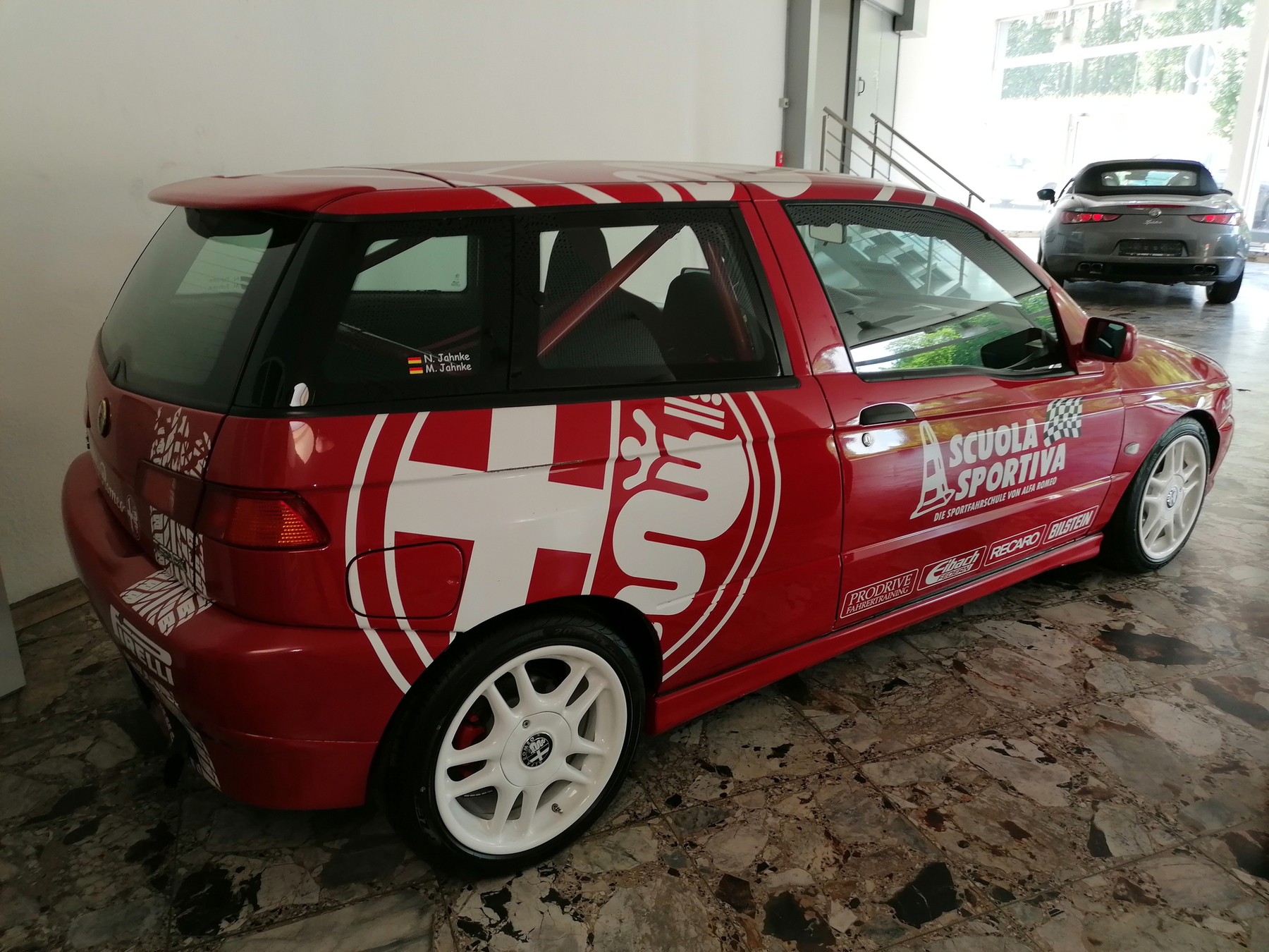 Fals jemand einen Alfa 145 sucht.