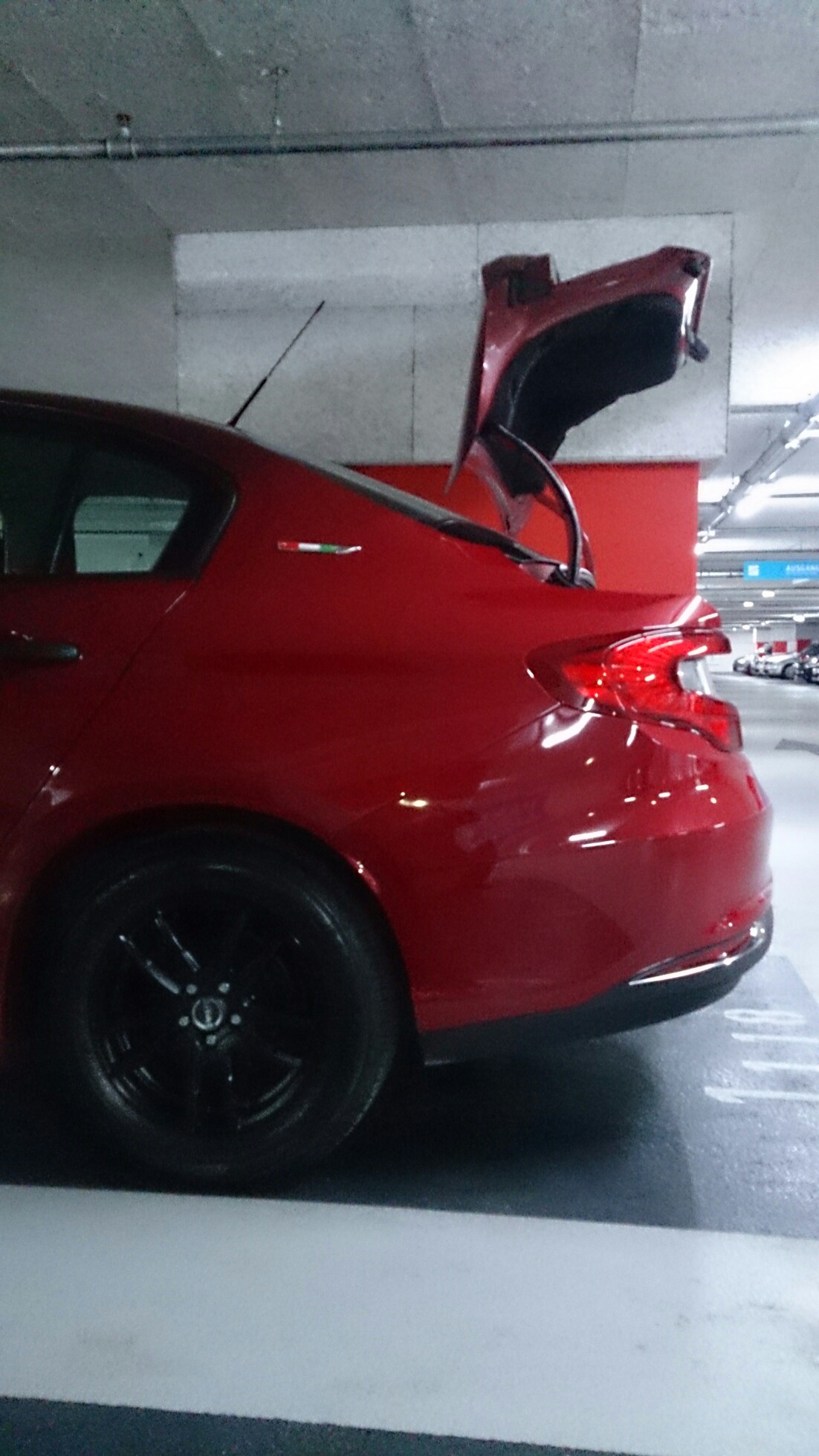 Grooooße Klappe. Und viiieeel dahinter!