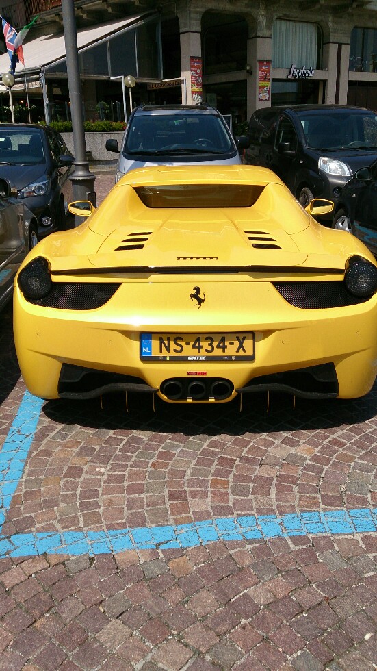 Forza Ferrari. Forza Italia.