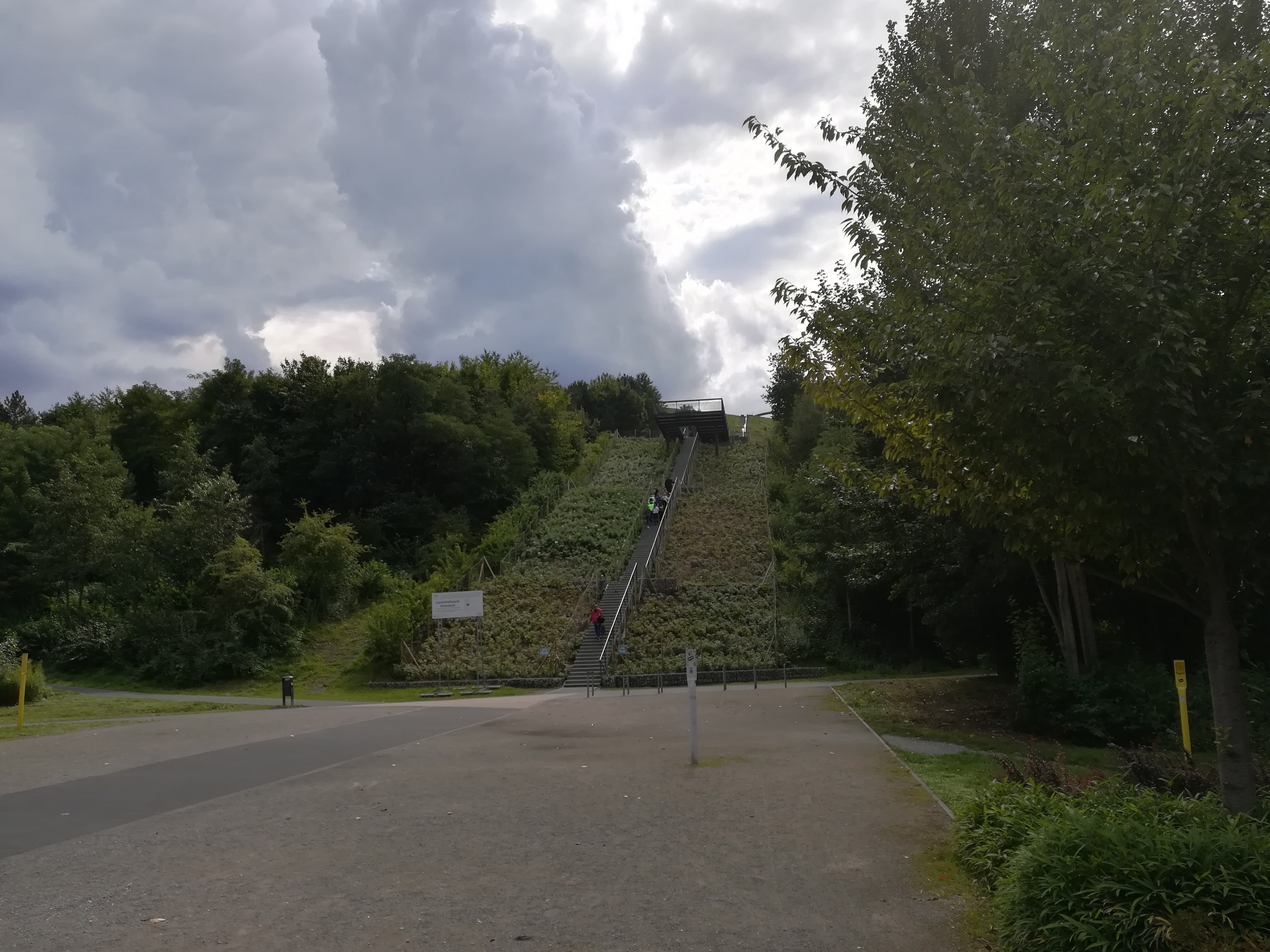 Hier kamen sie wieder ins Tal.... :)