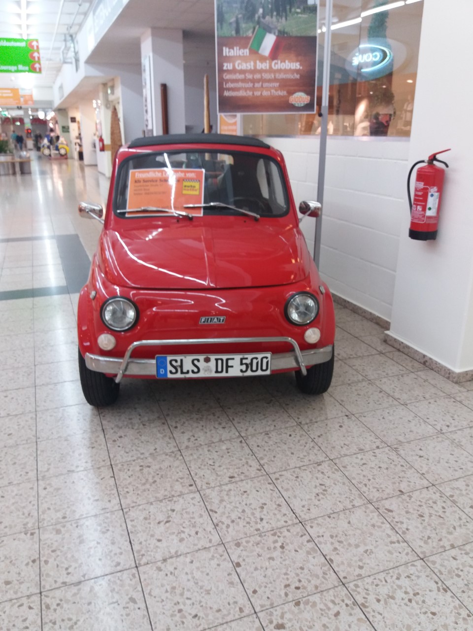 Kleiner roter Flitzer