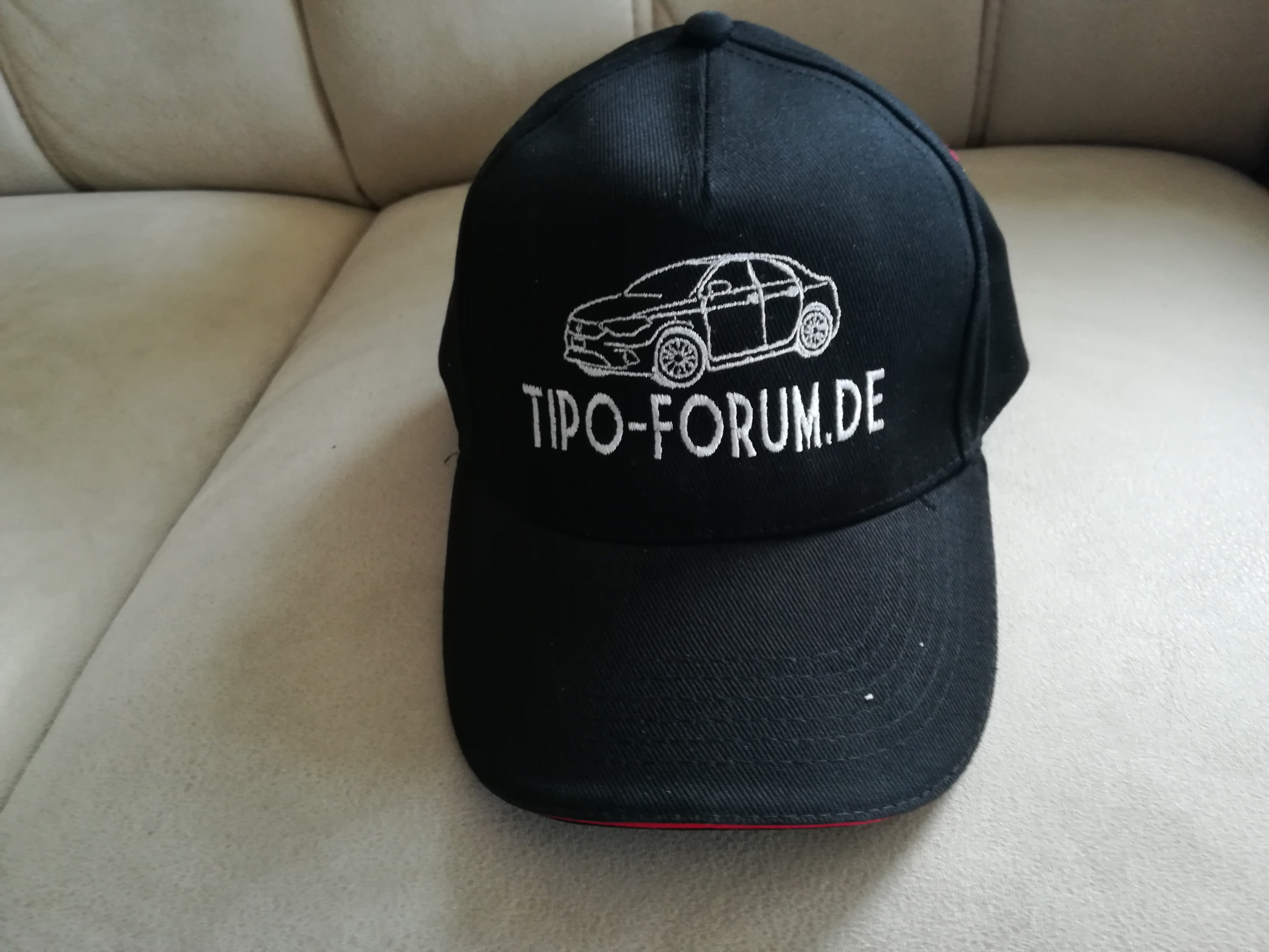 Tipo-Forum Base Cap