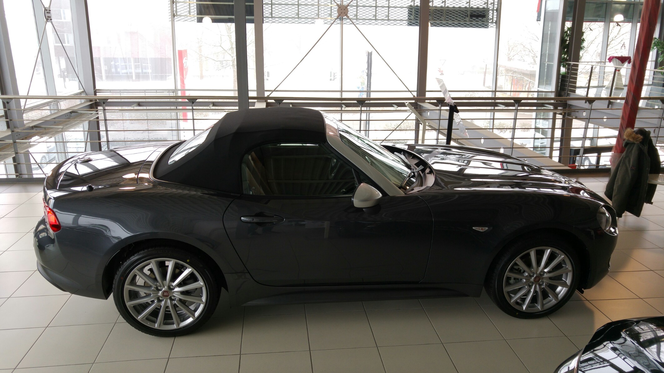 124 Spider