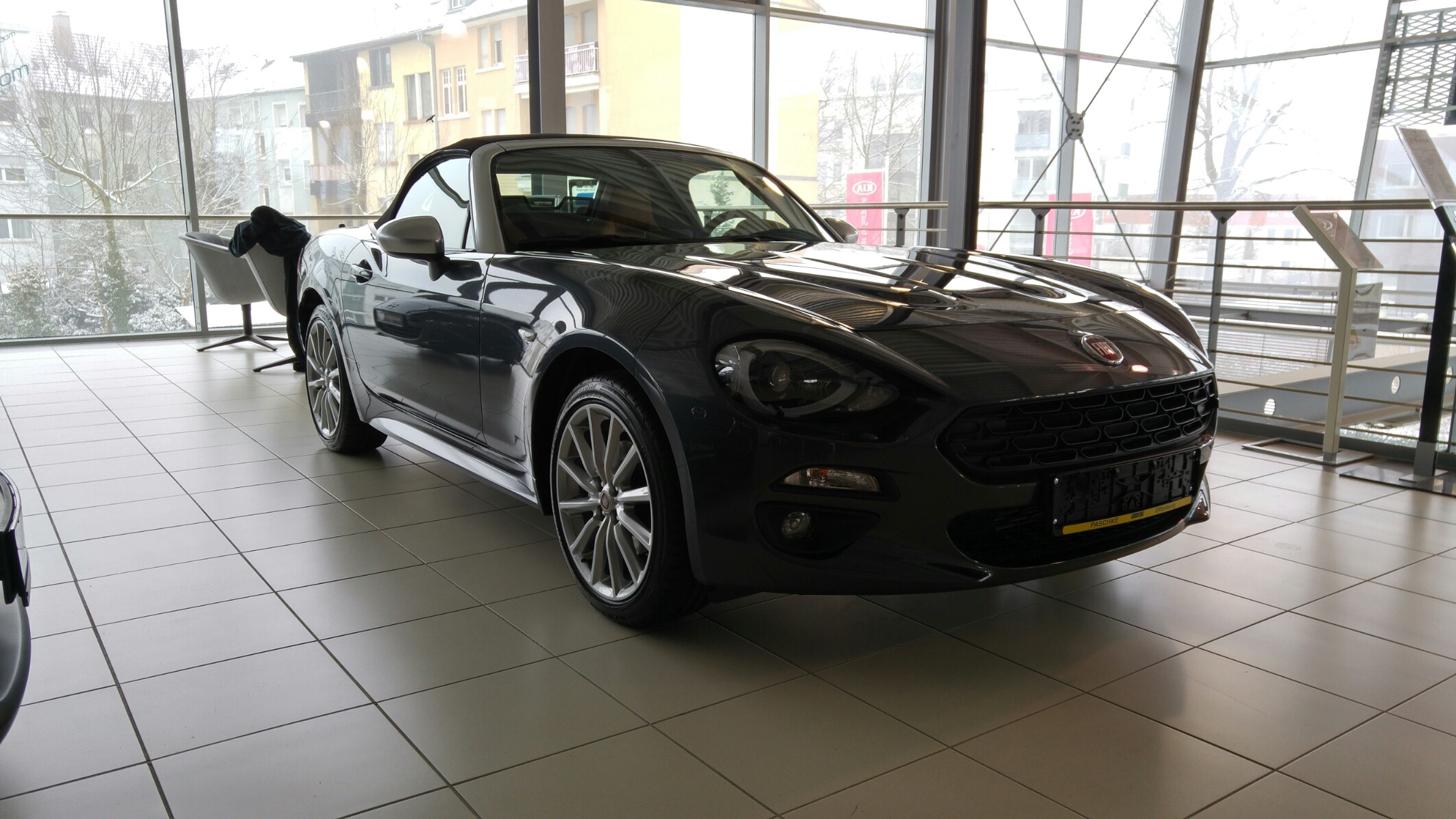 124 Spider