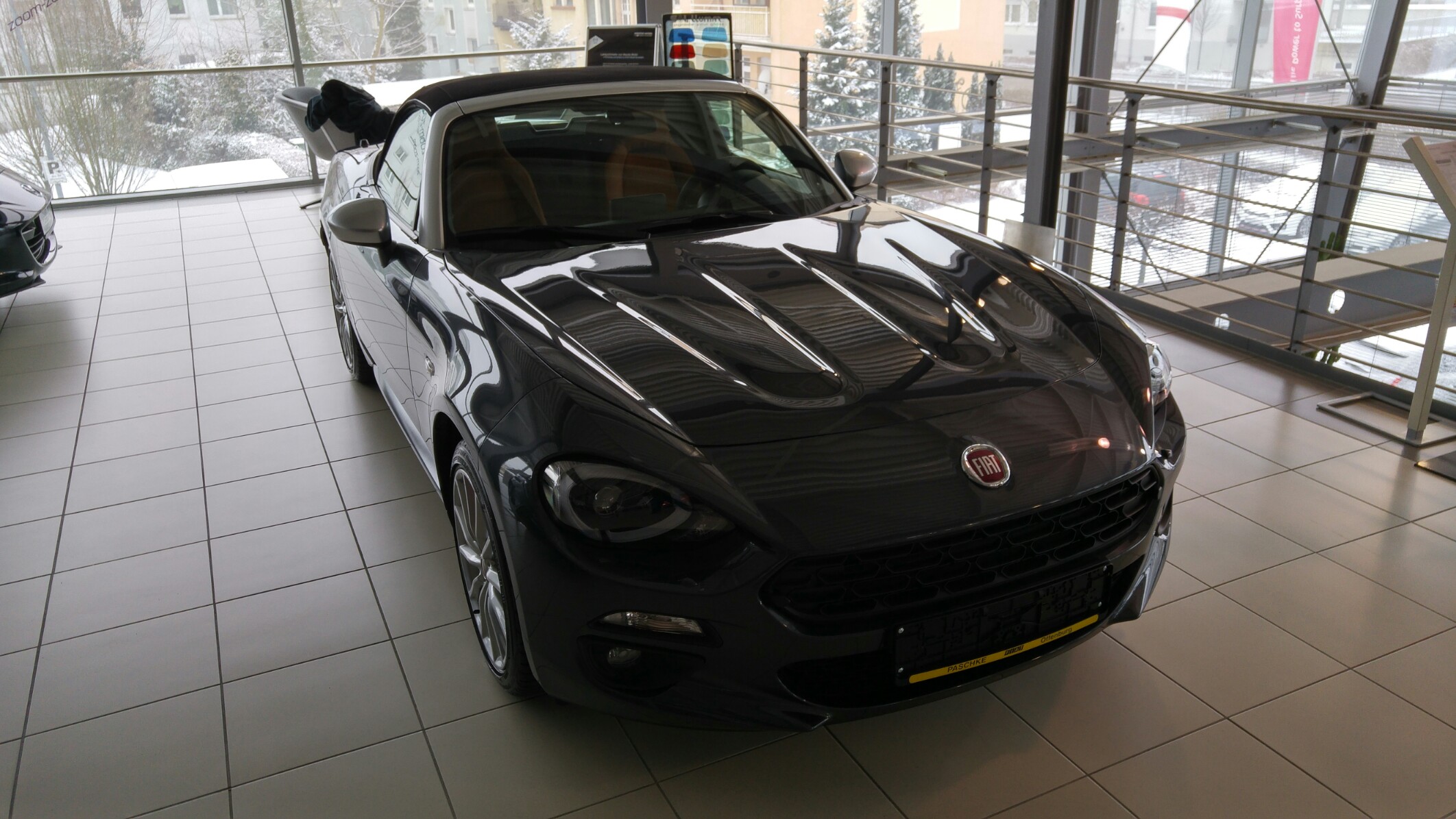 124 Spider