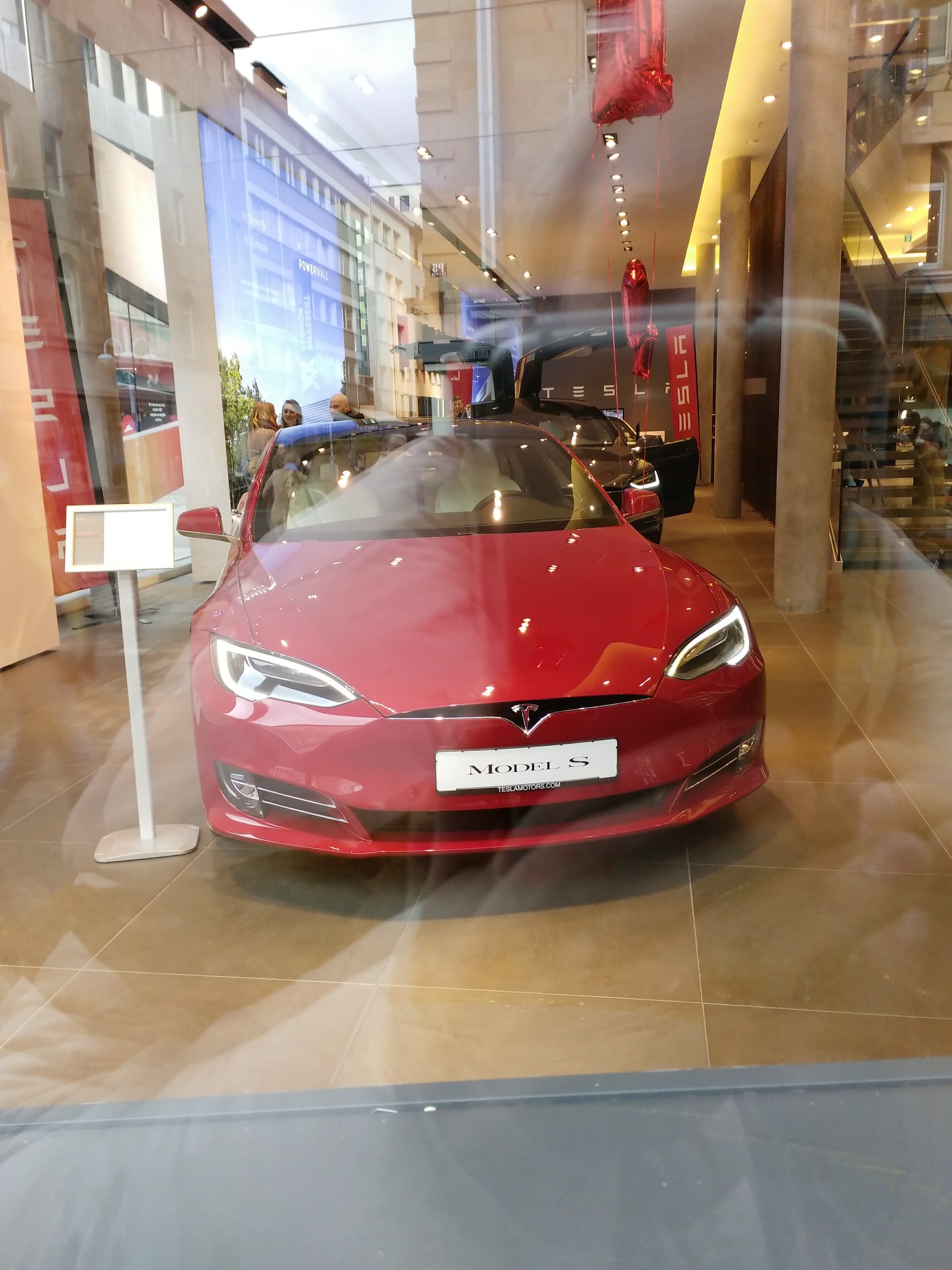 Tesla gesichtet