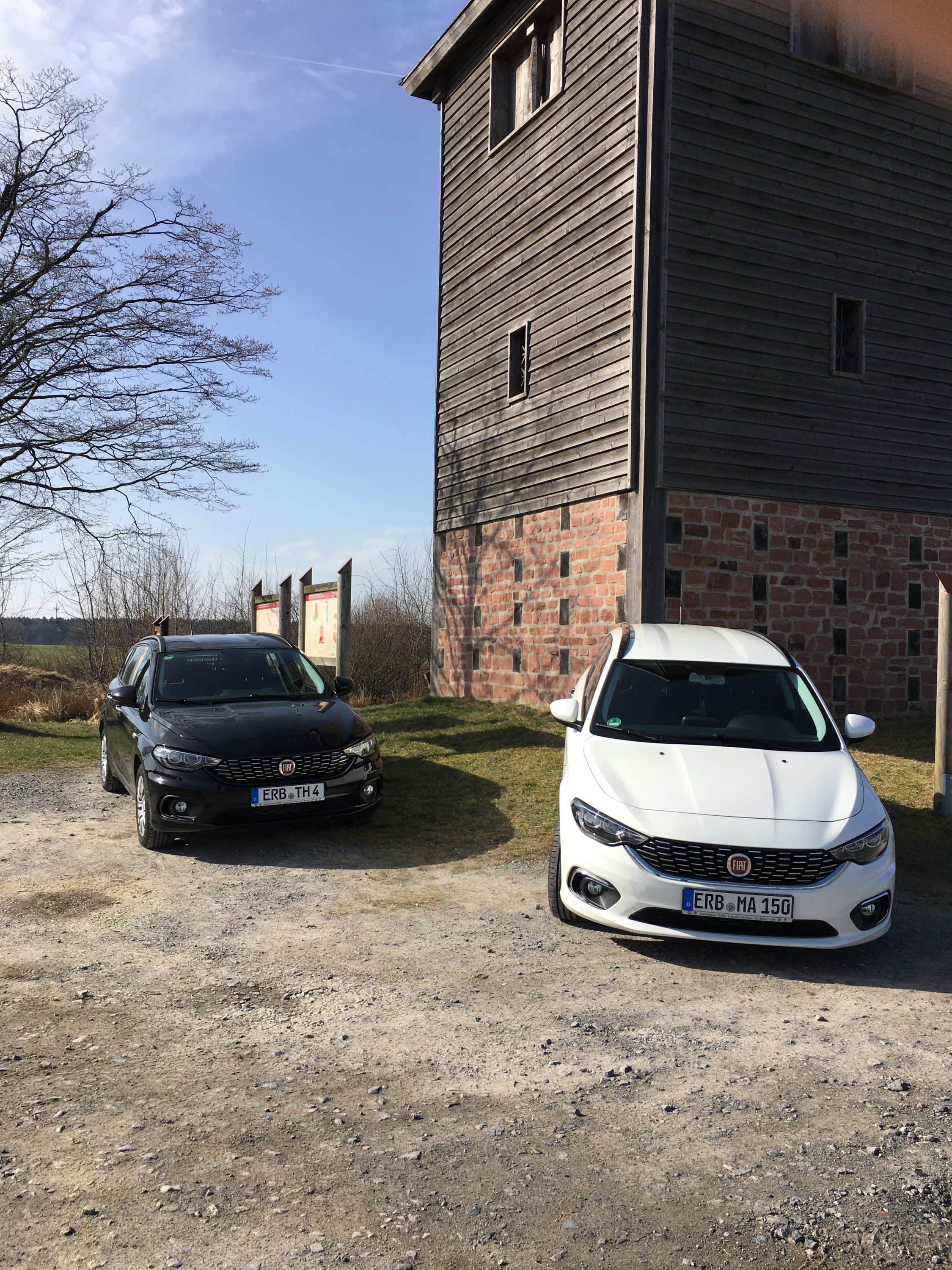 Italiener treffen sich beim Römerturm