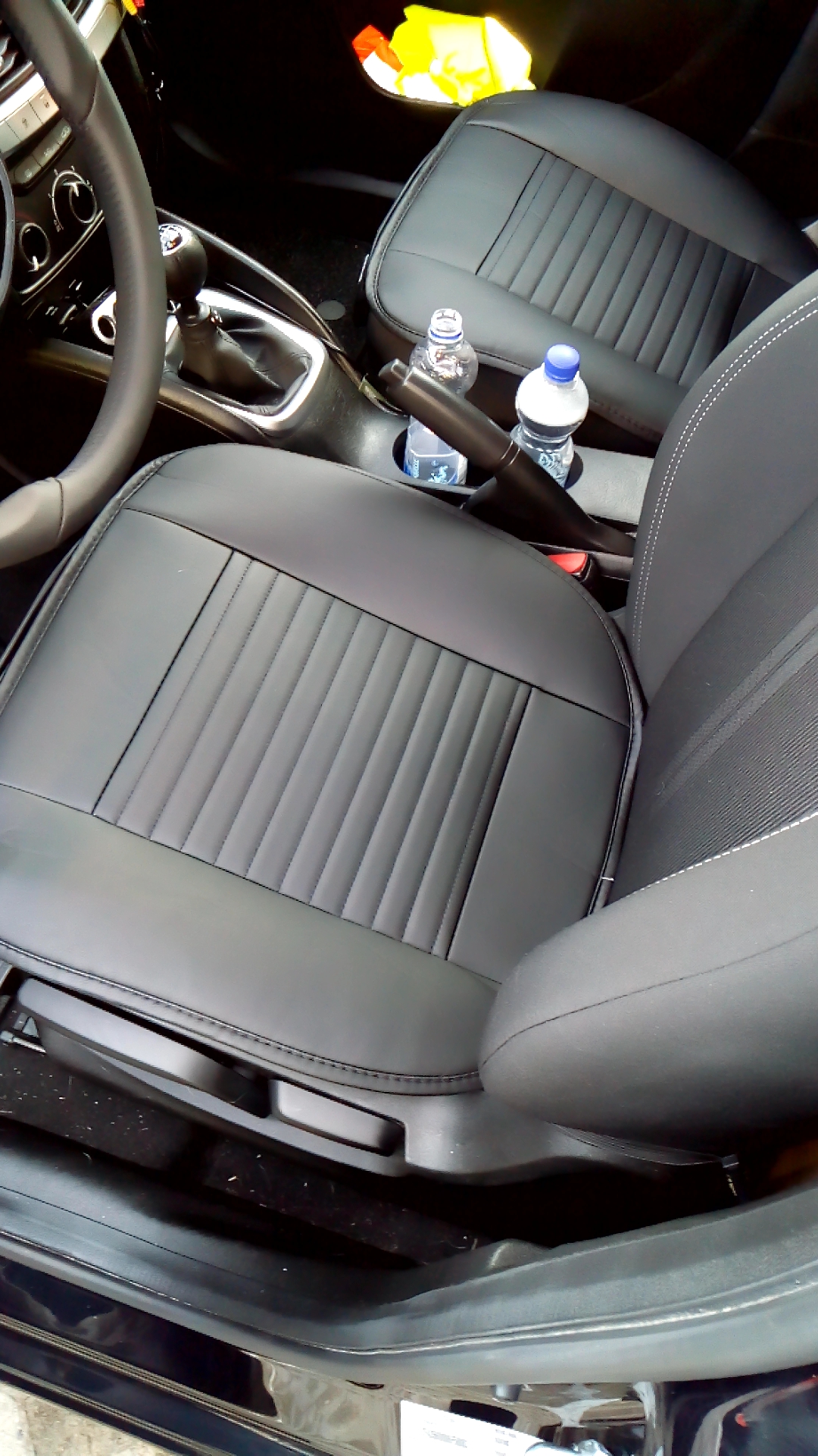 Sitzauflagen und 10,-euro Blende von Amazon