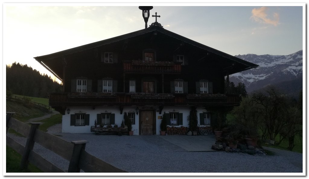 Wer erkennt diese zwei Häuser?