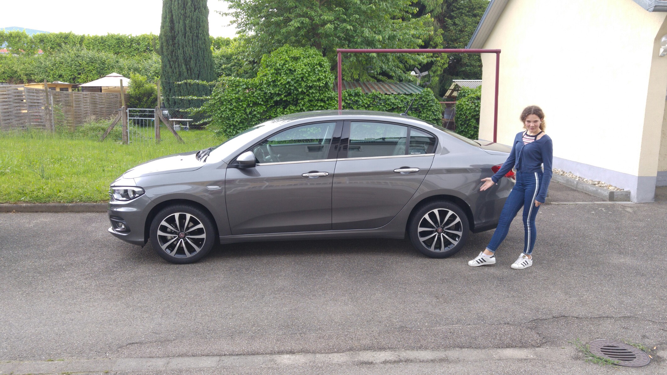 Tipo Botschafterin Caroline