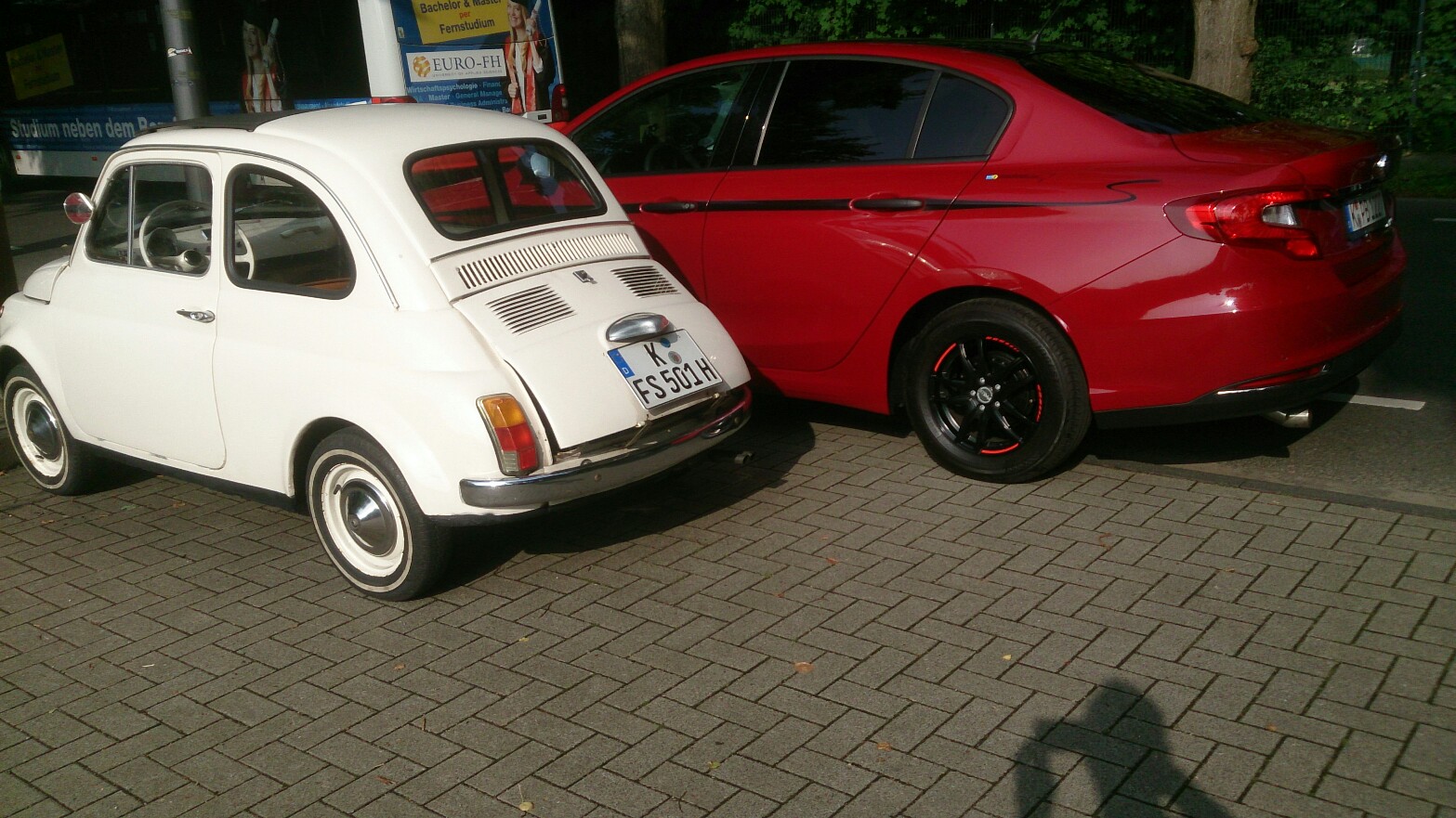 Morgendliches Fiattreffen