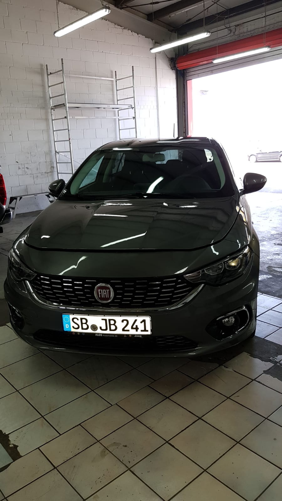 Meiner noch VOR Übergabe beim Aufbereiter :D