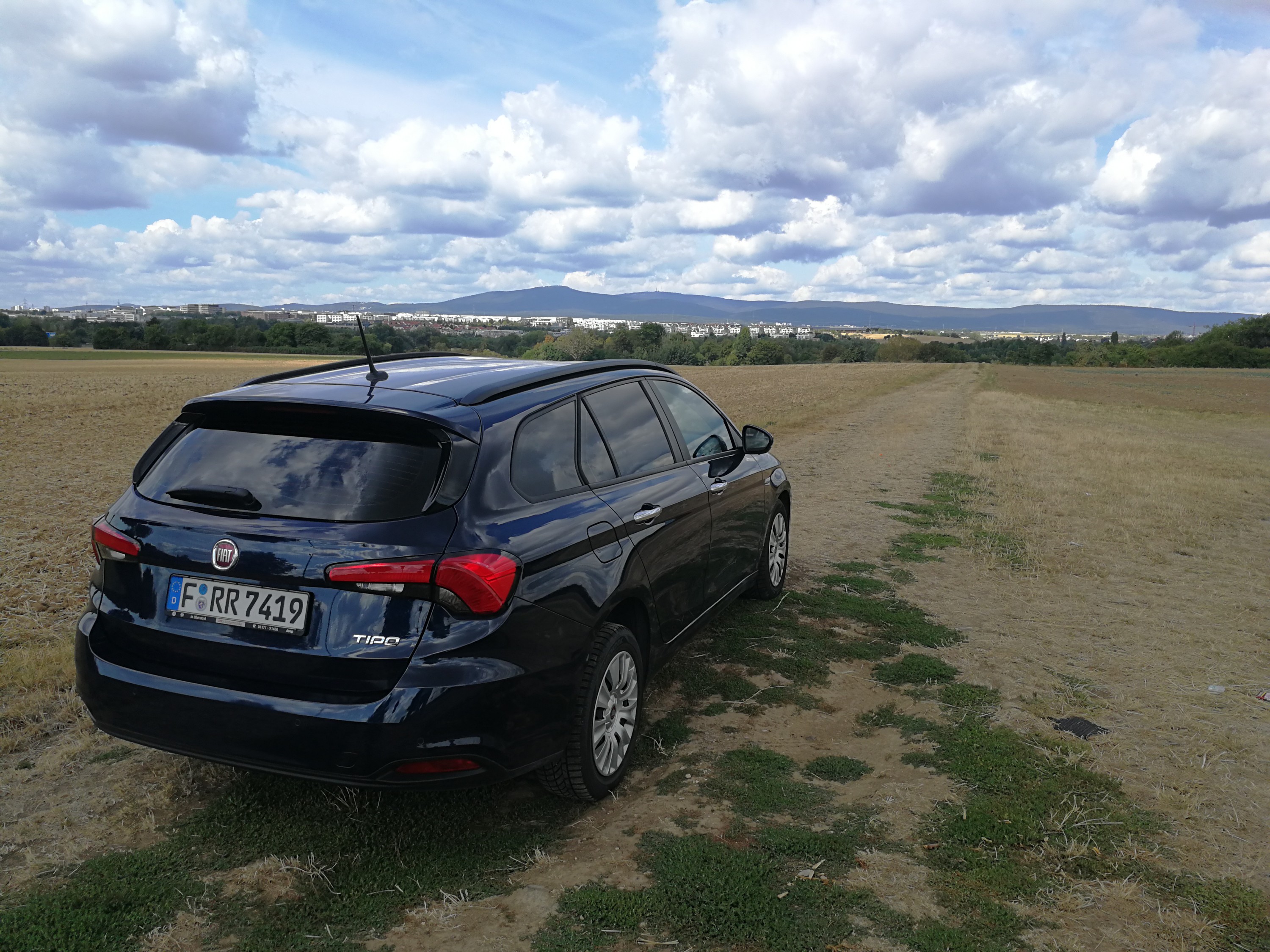 Frankfurt mit Aussicht auf der Taunus