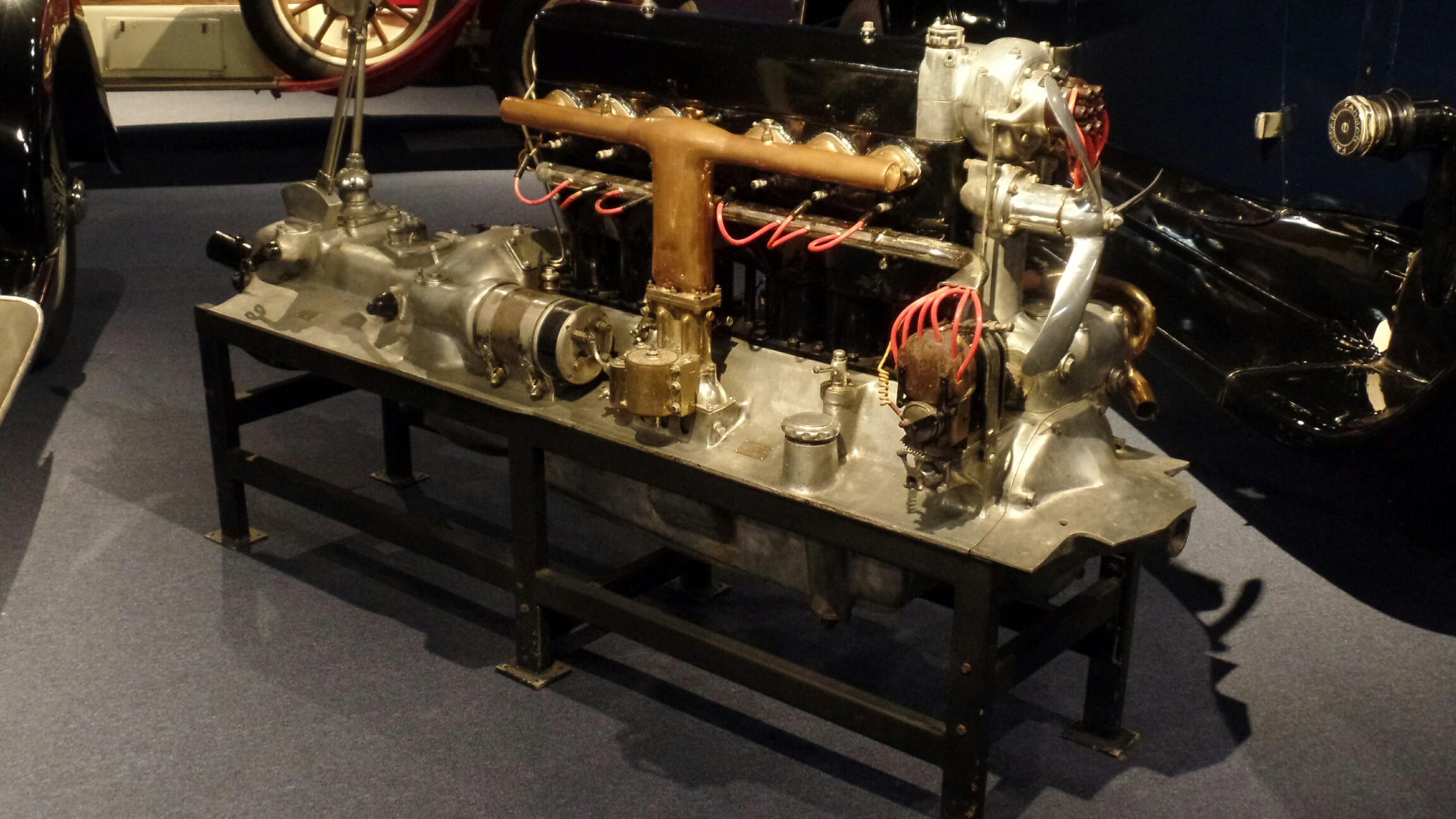 Ein kleiner Auszug der beeindruckenden Exponate aus der Schlumpf Sammlung "City de l'Automobile" in Mulhouse