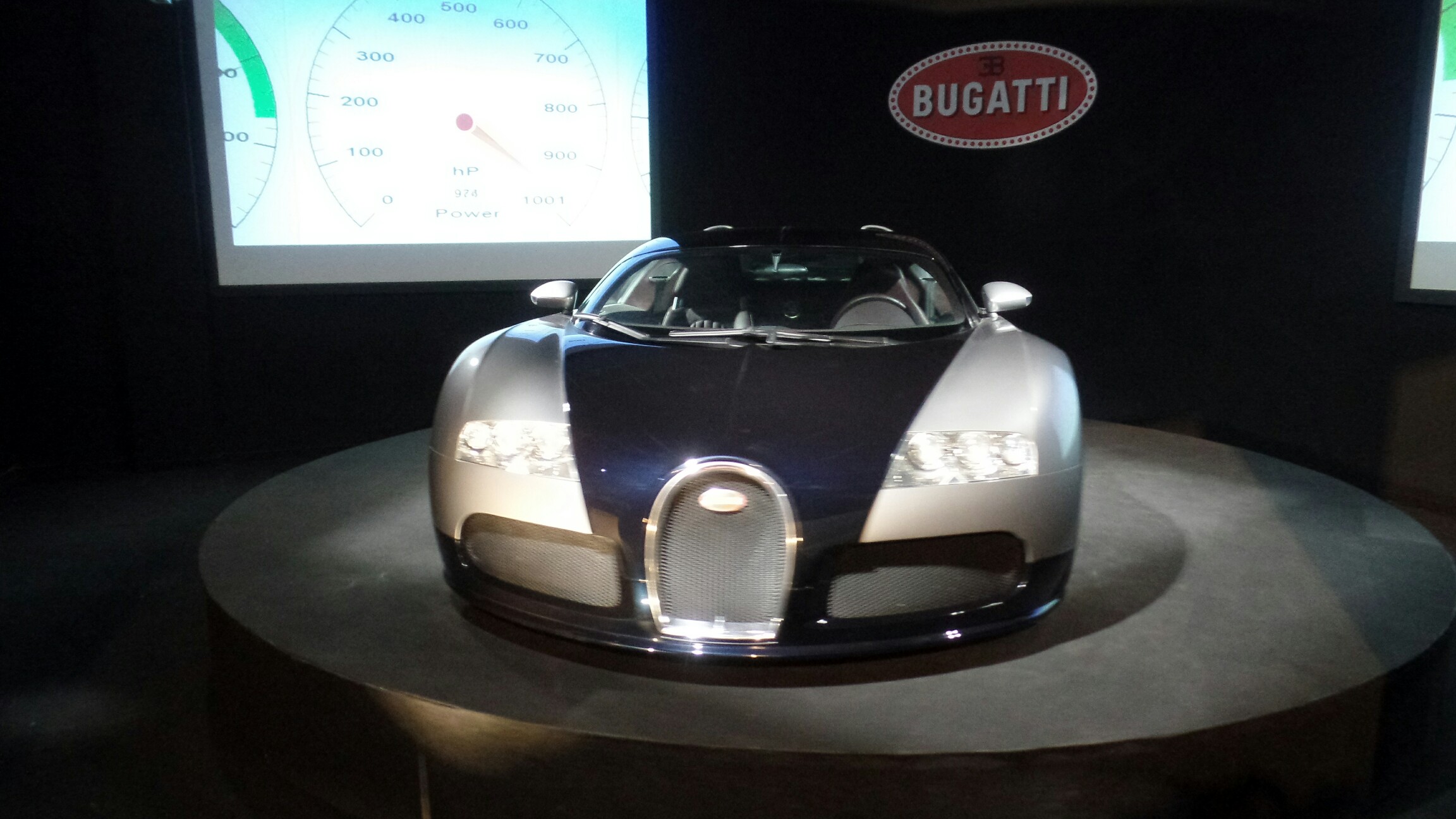 Ein kleiner Auszug der beeindruckenden Exponate aus der Schlumpf Sammlung "City de l'Automobile" in Mulhouse