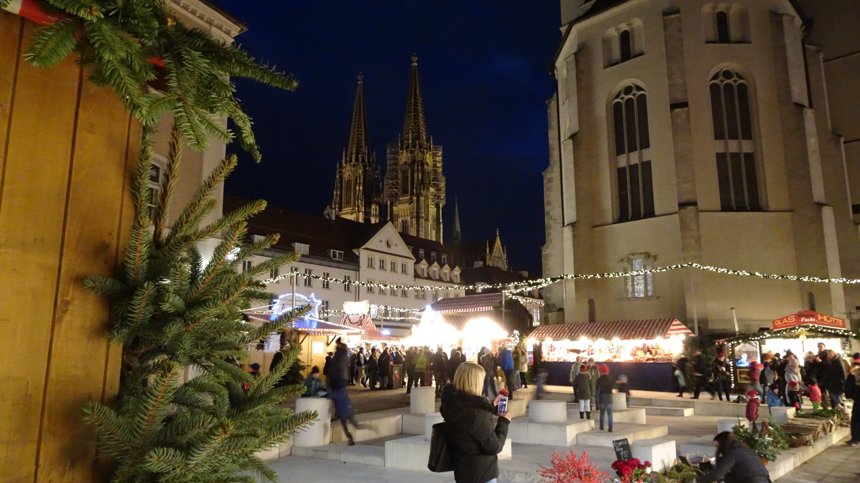 Adventmarkt in Regensburg