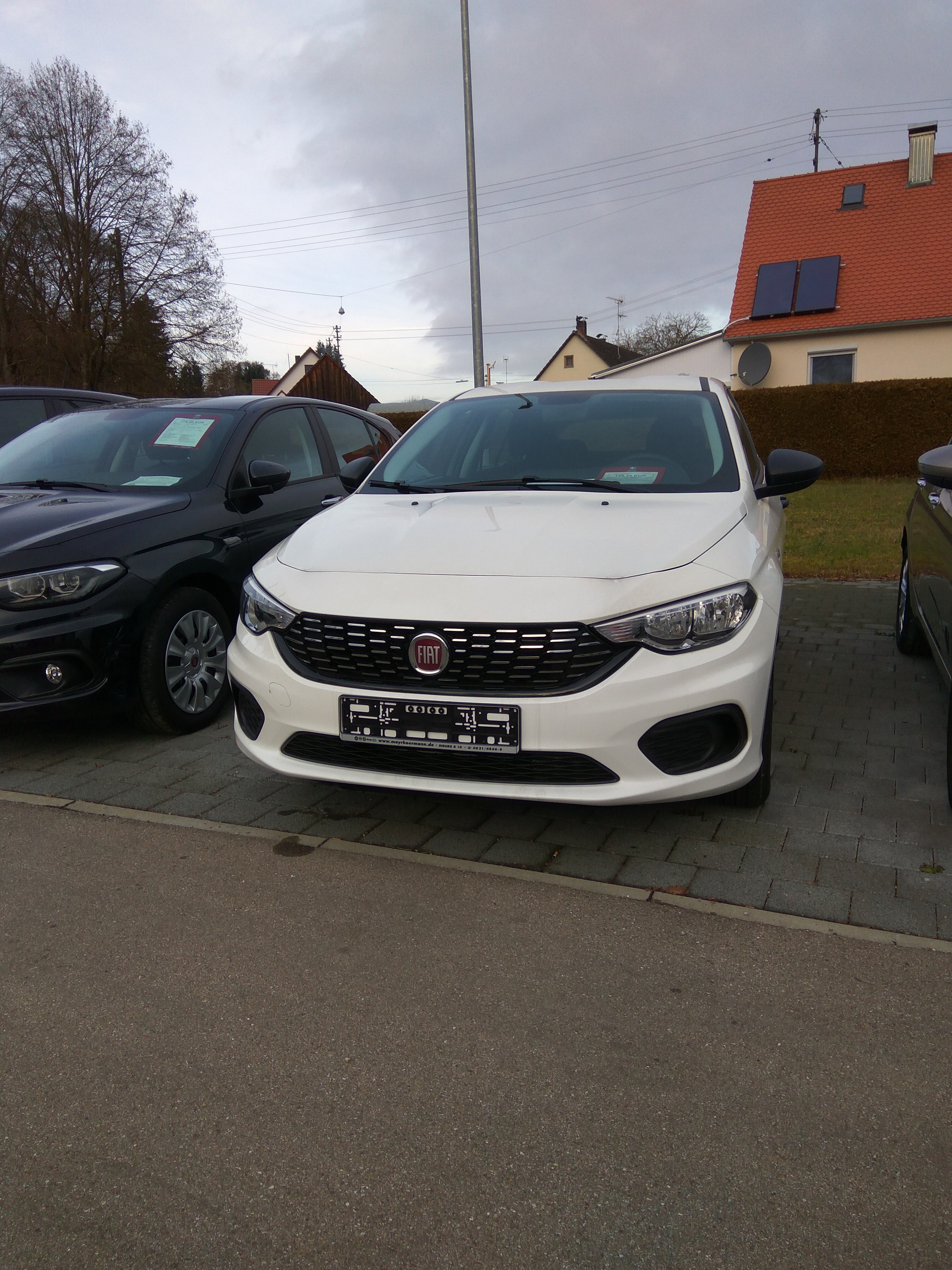 Noch beim Autohaus...aber nicht mehr lange!!!