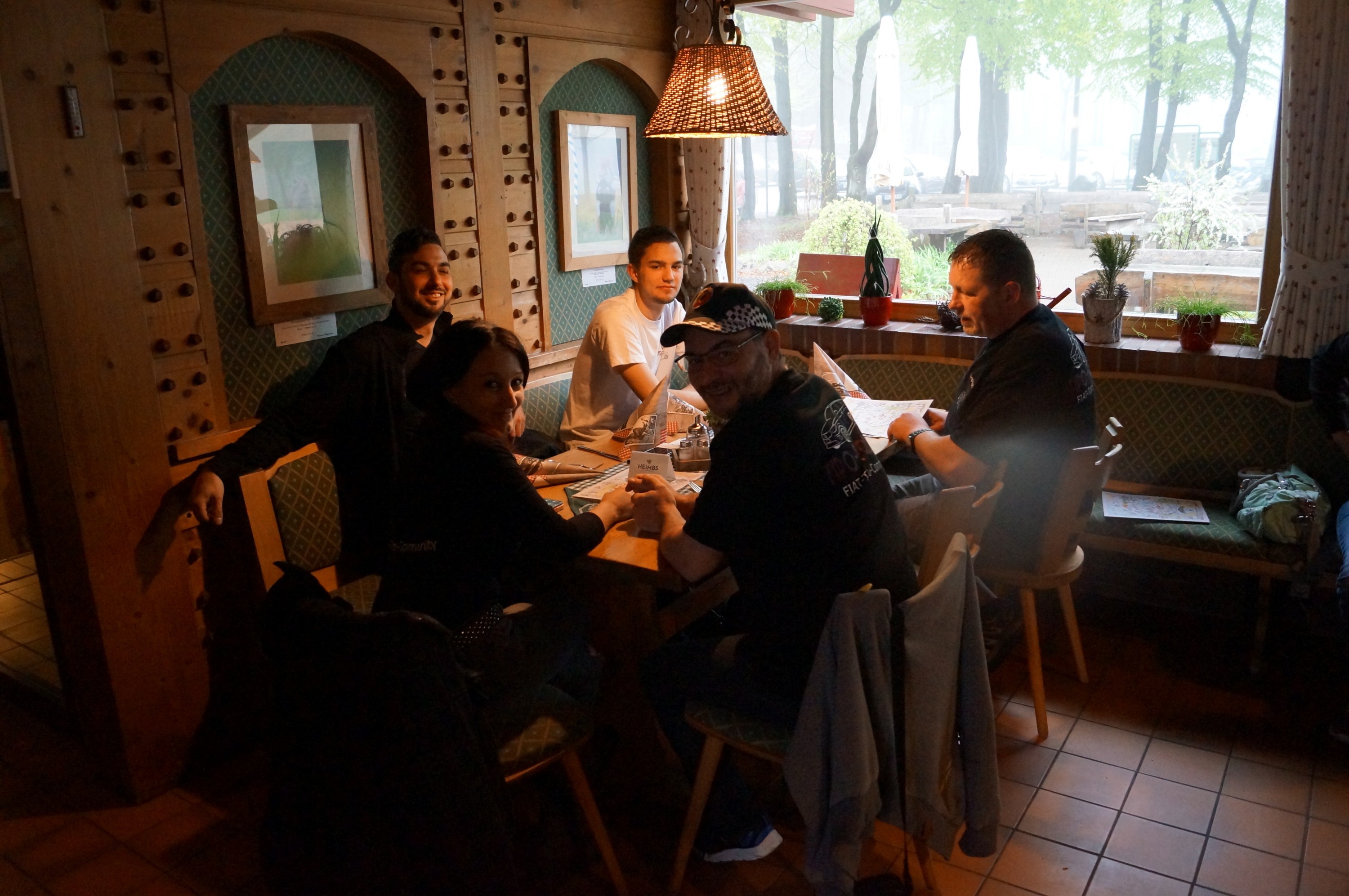 Mittagessen in der Berghütte auf der Hoherodskopf