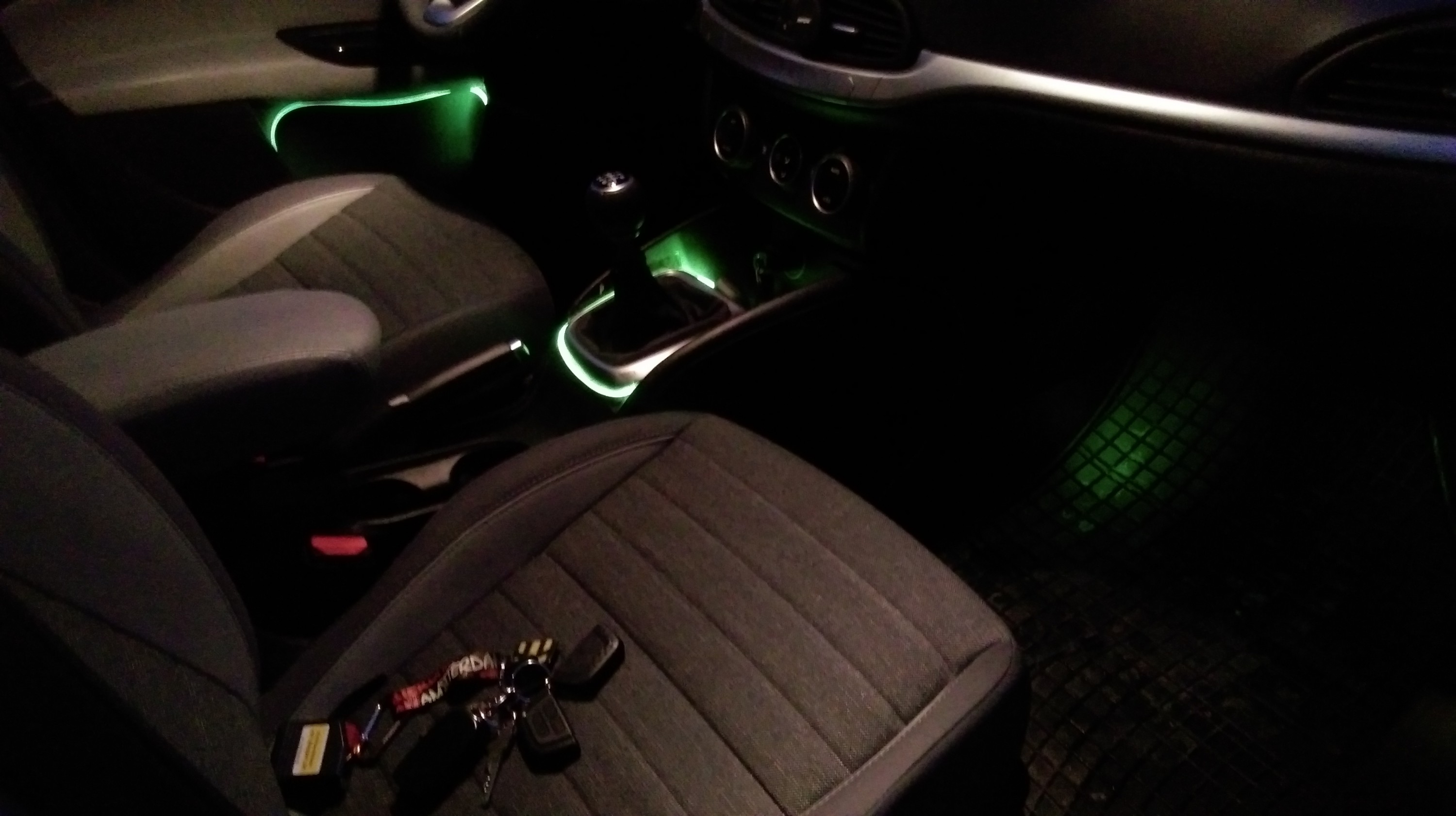 LED-Beleuchtung Beifahrersitz, Schaltung, Türen, Boden, synchronisiert mit LED-Einstiegsleisten