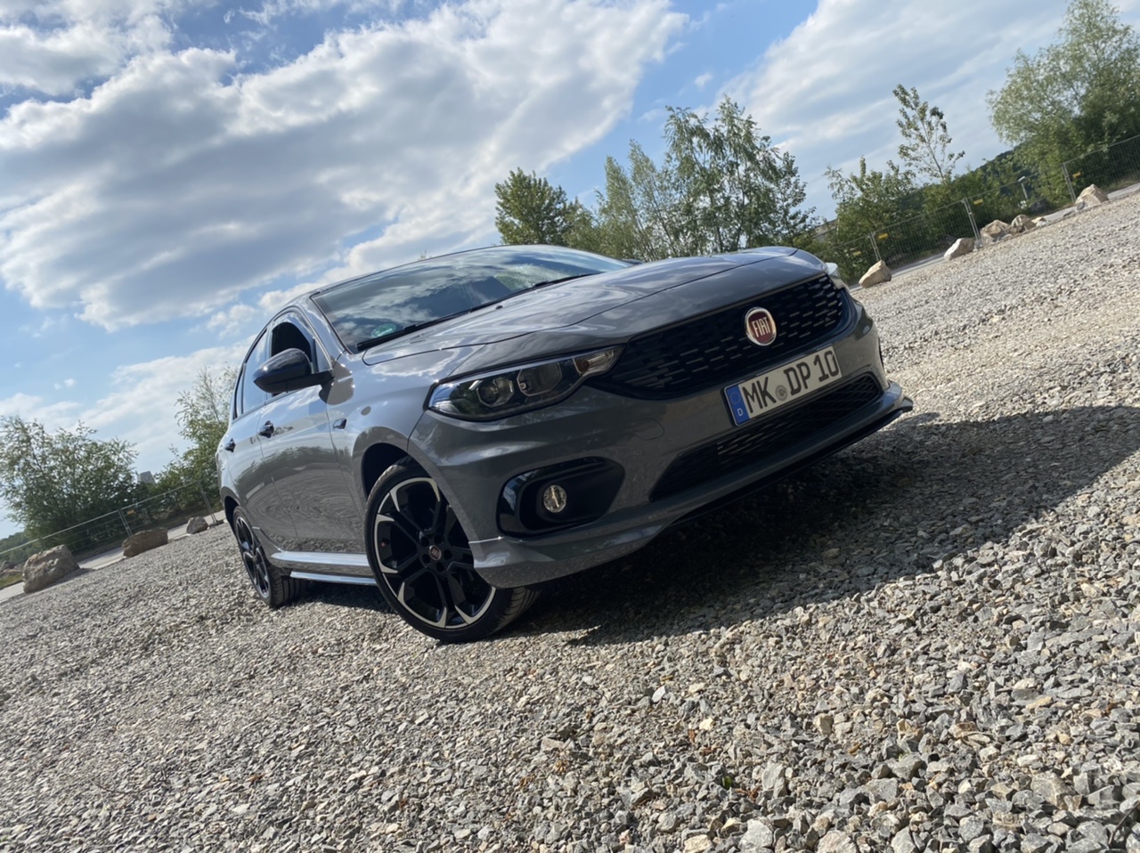 Corona Tag genießen