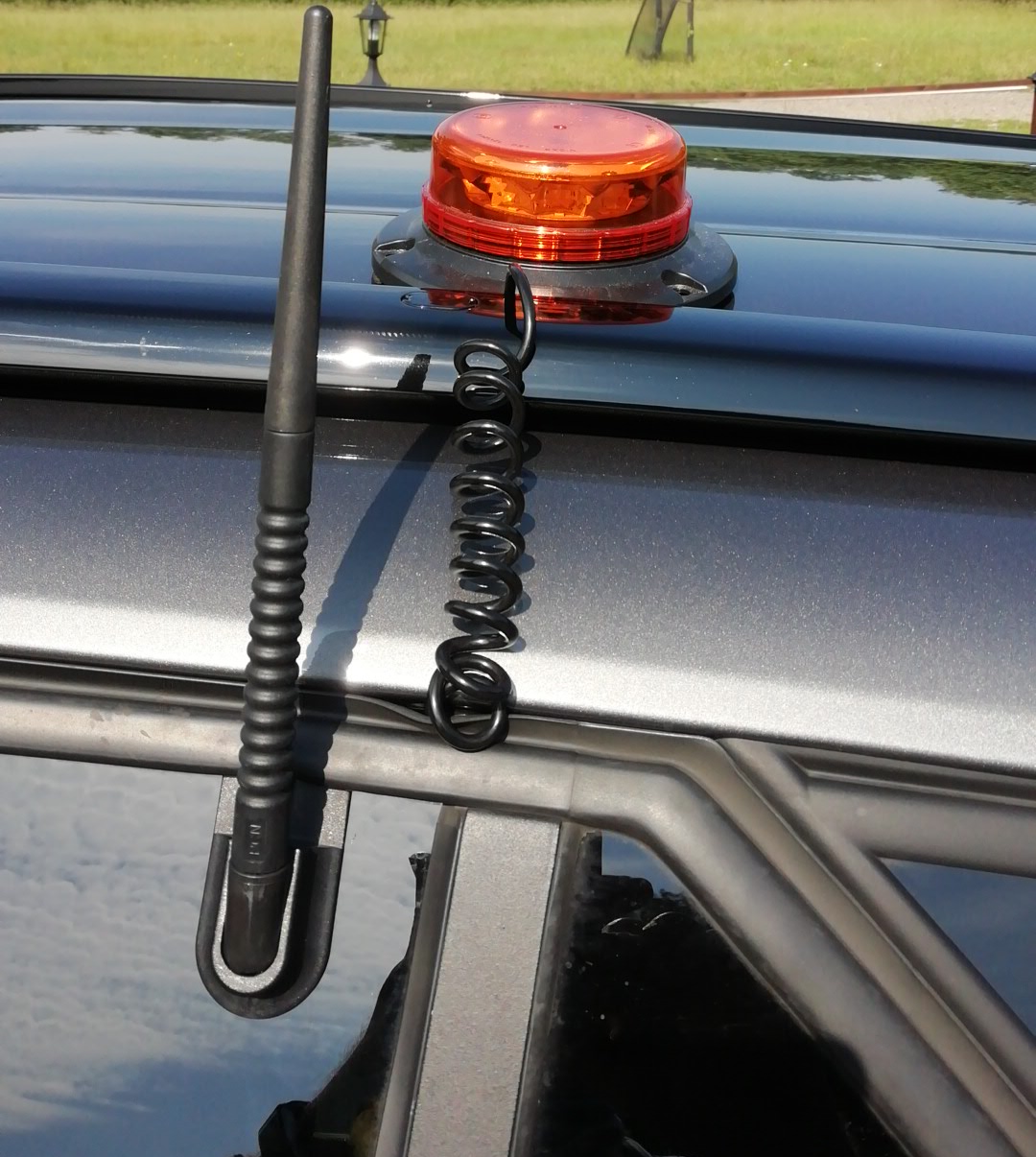 Rollendes Büro mit Absicherung an der Haupstraße bei Einsatz Lichtplanung LED-Strassenbeleuchtung B 248