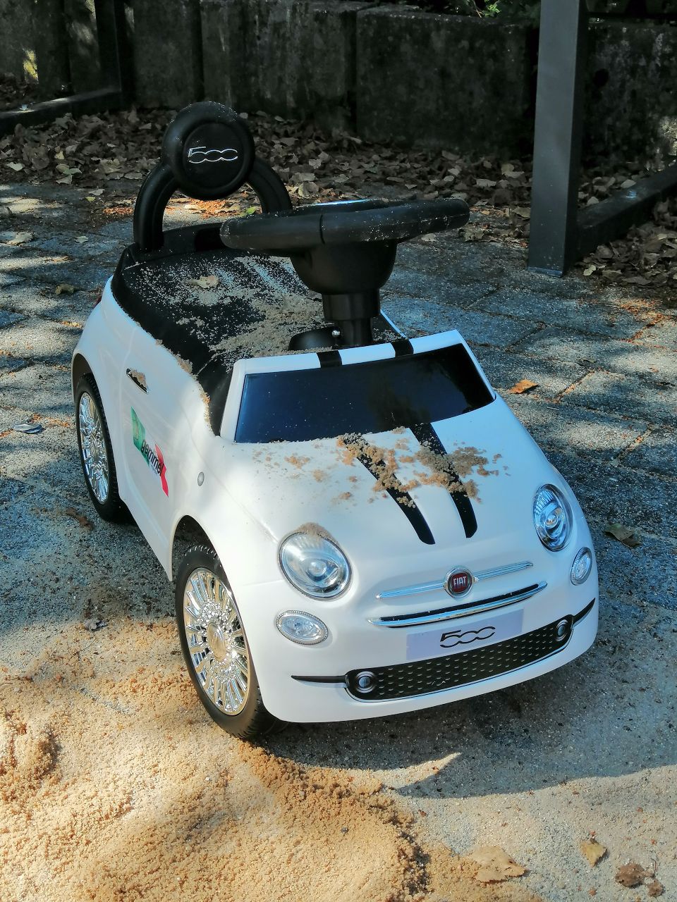 Auch voll Sand sieht der 500er meines Sohnes gut aus