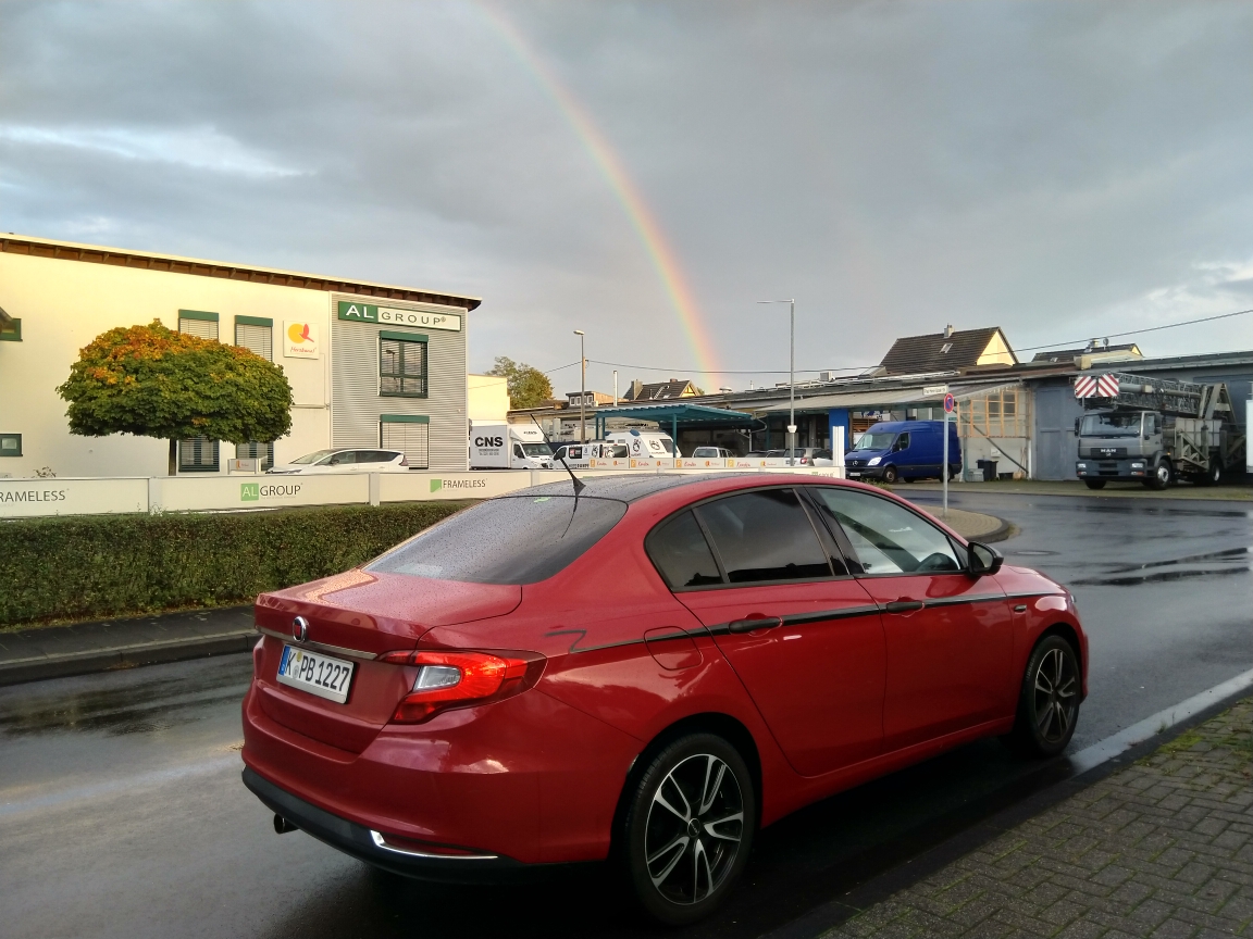 Regenbogen mit Tipo