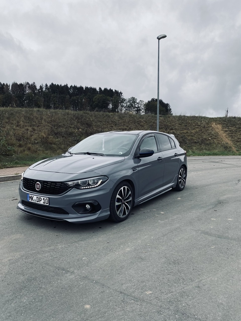 Fiat Tipo Sport Frisch gewaschen.