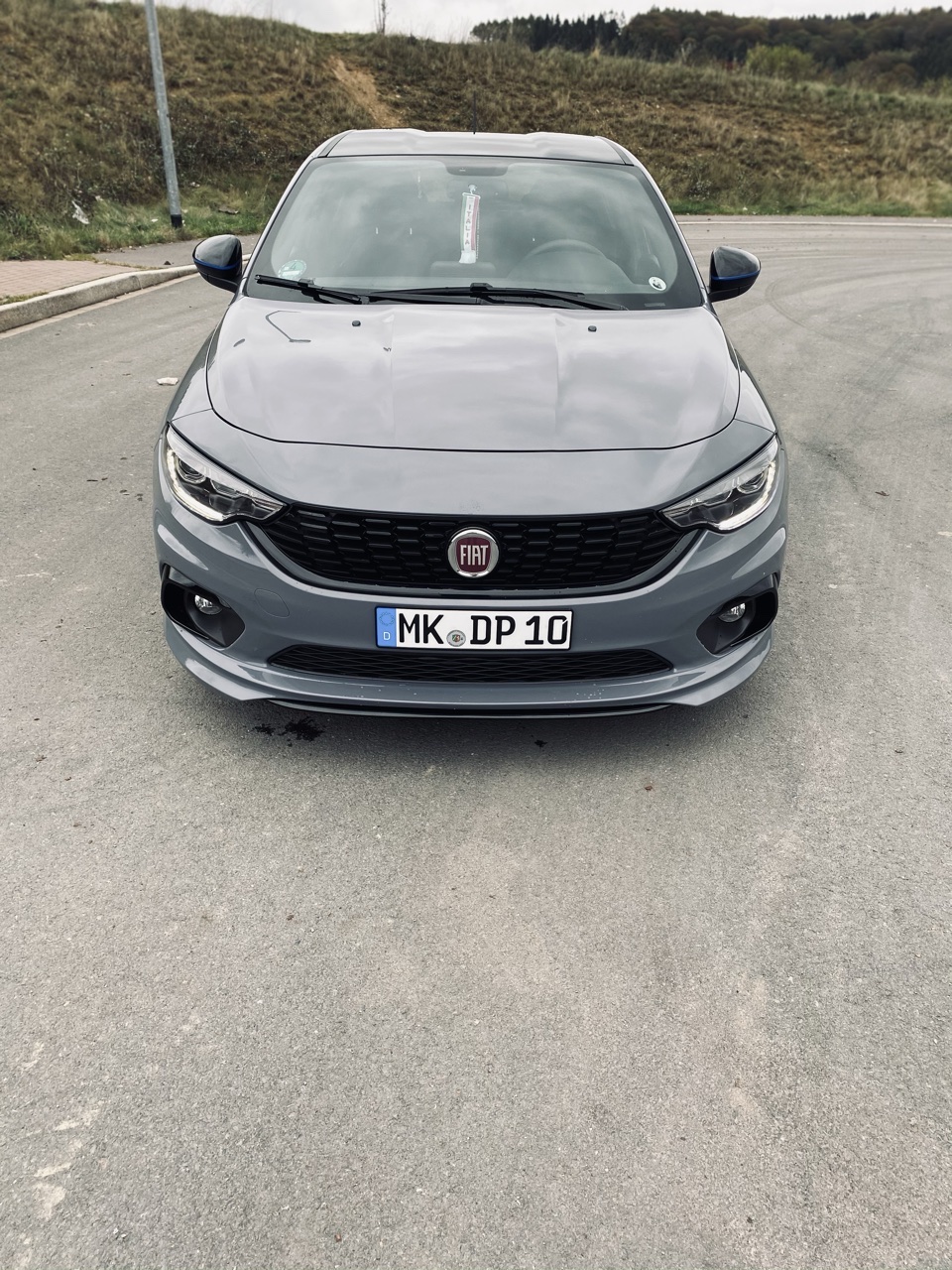Fiat Tipo Sport Frisch gewaschen.