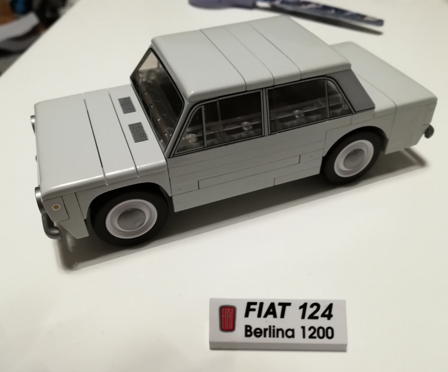 Fiat 124 cobitoys Lego Modell