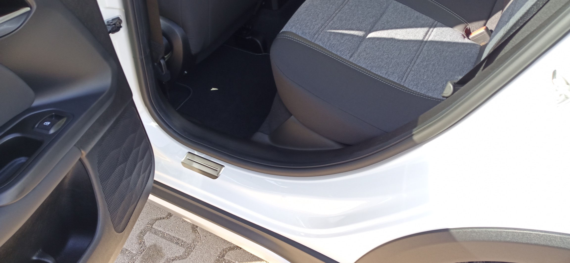 Einstiegsleisten , Gummilippe und anderer Schnickschnack